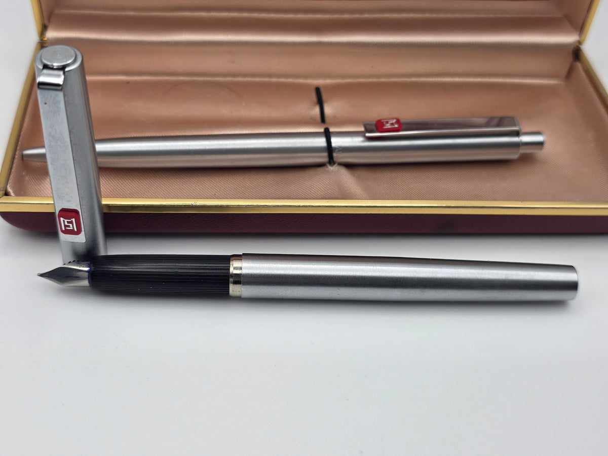 OMAS fountain pen and ballpoint set