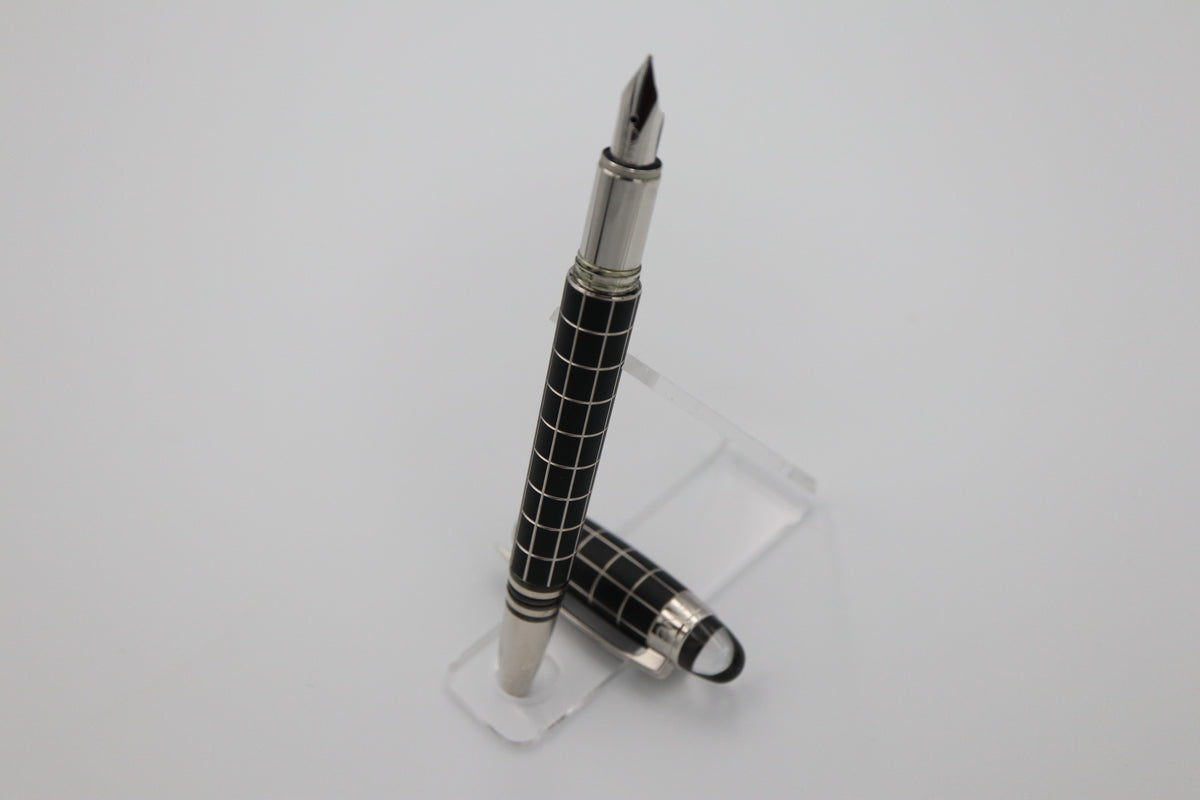 Montblanc StarWalker fountain pen
